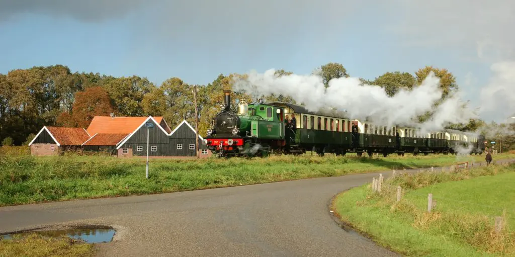 Van de Baronnenlijn naar Twente en andere beelden uit een verdwenen tijd