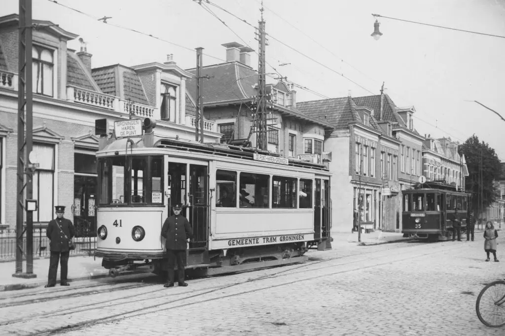 GTG 41 en 35 op de Verlengde Hereweg te Groningen