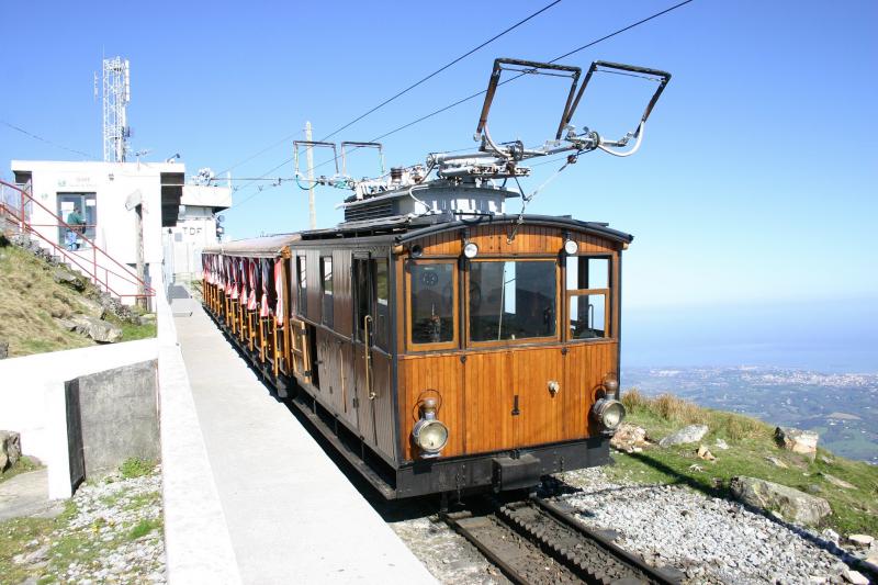 Met de Haagsche Heeren (m/v) op stap