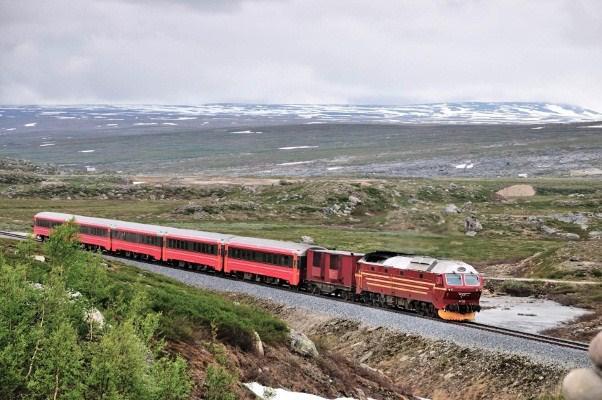 Naar de middernachtzon en reis door Noorwegen