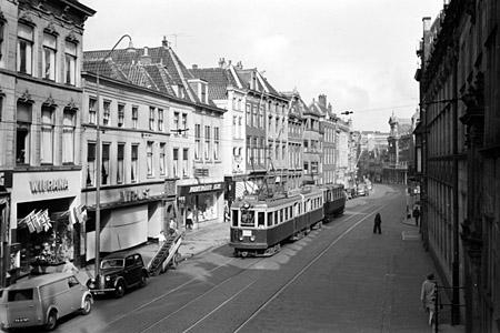 Films over de trams tussen Leiden en Den Haag uit het archief van Frits van Dam