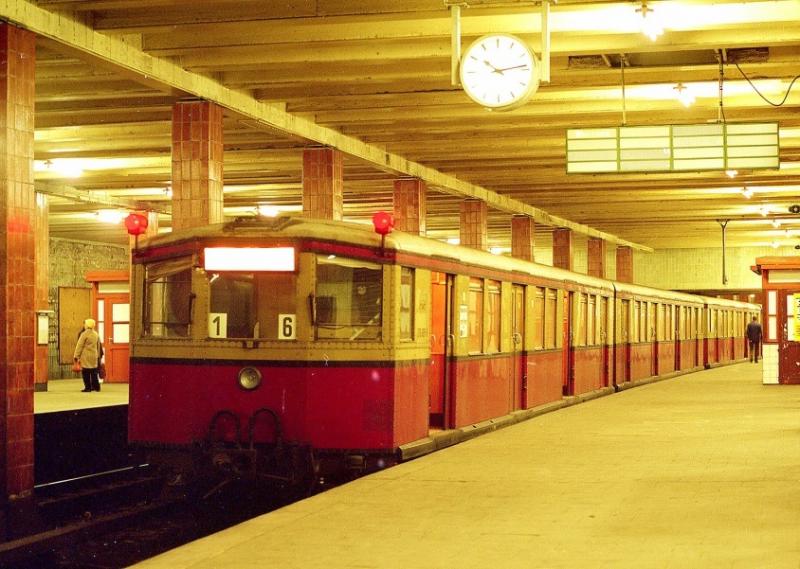 Railververvoer in Berlijn rond 1985