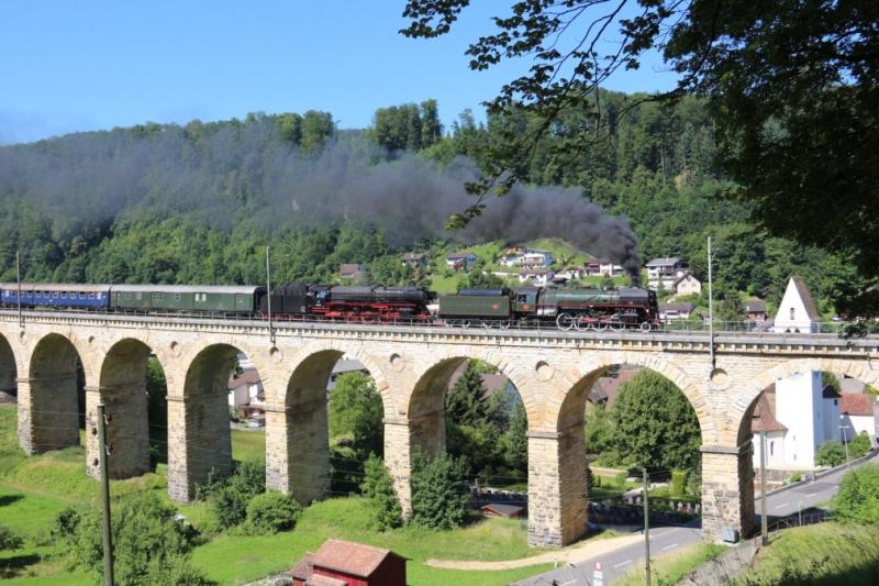 De voor alsnog laatste Stoomtreinen over de oude Gotthardspoorlijn