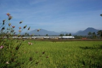 65 jaar Indonesische Spoorwegen