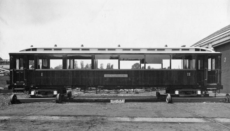 04 Afleveringsfoto van rijtuig AB1 door Allan, Rotterdam 1913.(verz. NVBS)