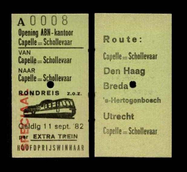 Onze kaartjes, nog van die echte kartonnen kaartjes.