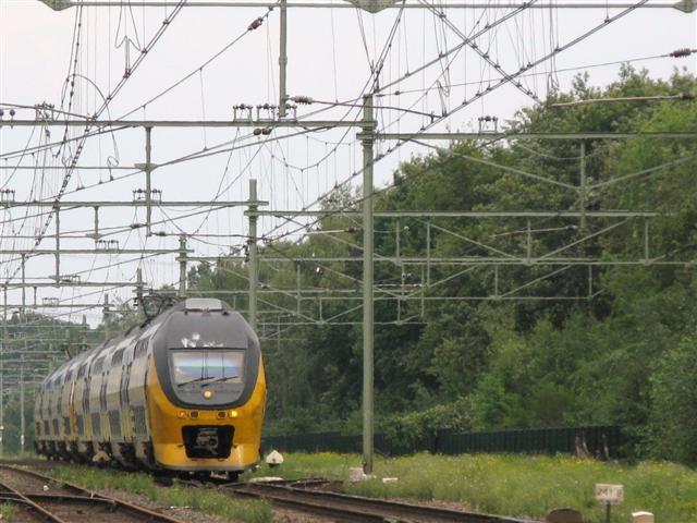 IC 856, LS rijdend in de richting Weert nadert met max. 40 km/h vanwege de overloopwissels om over te lopen.