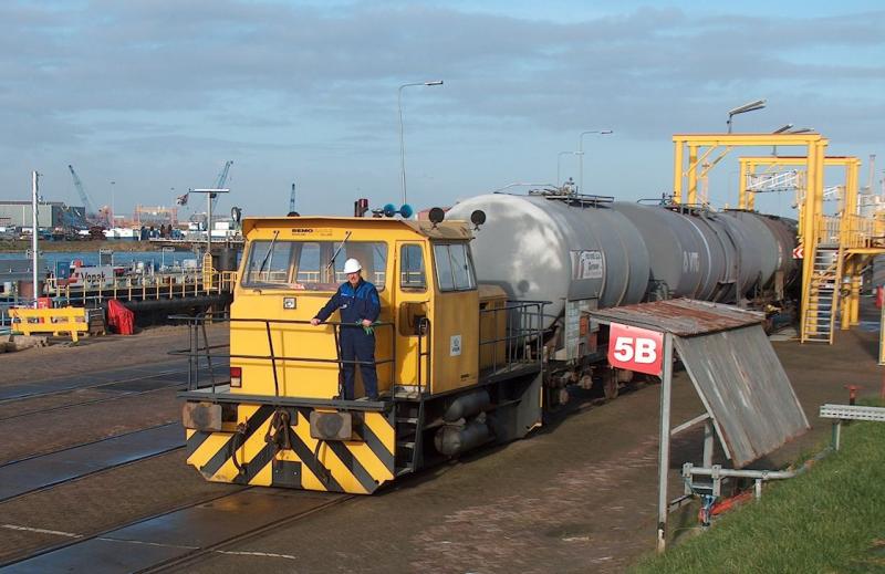 De firma Bemo te Warmenhuizen bouwt nog industrielocomotieven voor normaalspoor