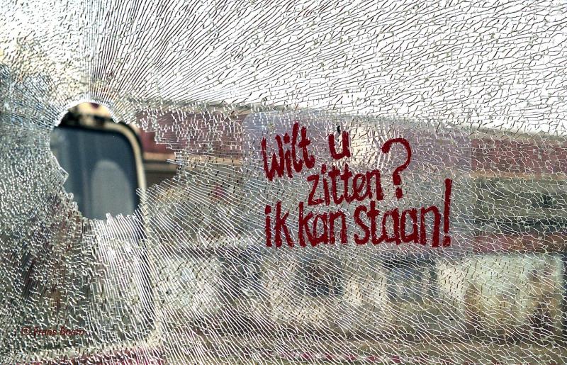 Museumtrams, die uiteindelijk werden gesloopt. Amsterdam, NDSM-terrein 18 februari 2000