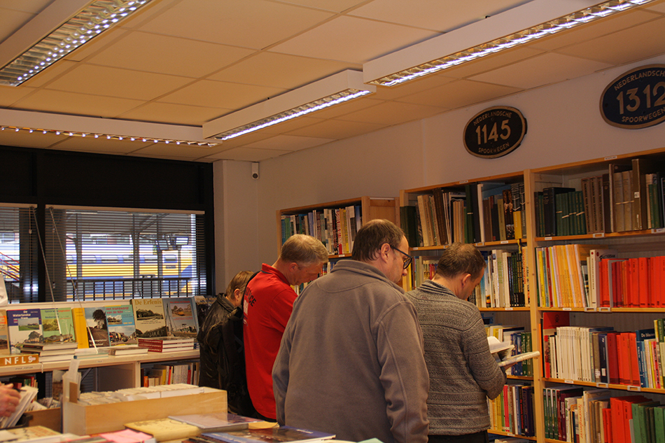 Winkel opening (12 – 16 uur )