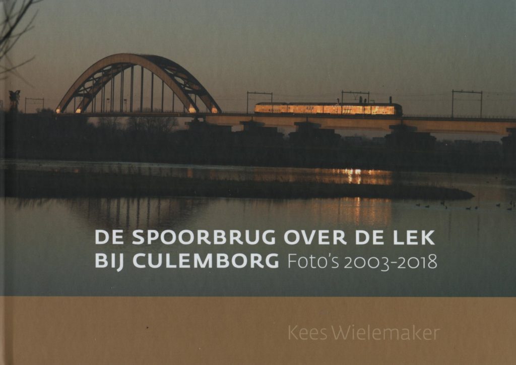 De spoorbrug over de Lek bij Culemborg