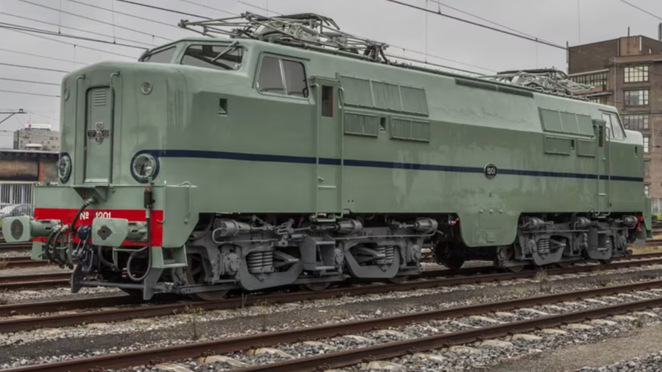 Loc NS 1201, van weder­opbouwer tot icoon