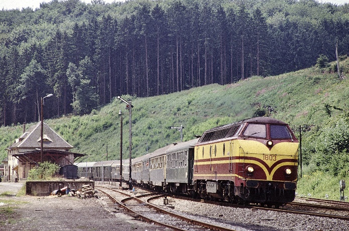 Belgische Treinen In De Jaren 80 NVBS